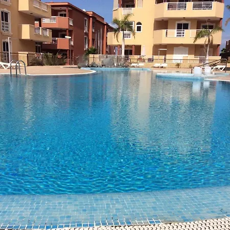Magnifique Terrasse Avec Jardin, Vue Partielle Sur La Mer Avec Piscine Chauffee, Callao Salvaje, Adeje Apartment *